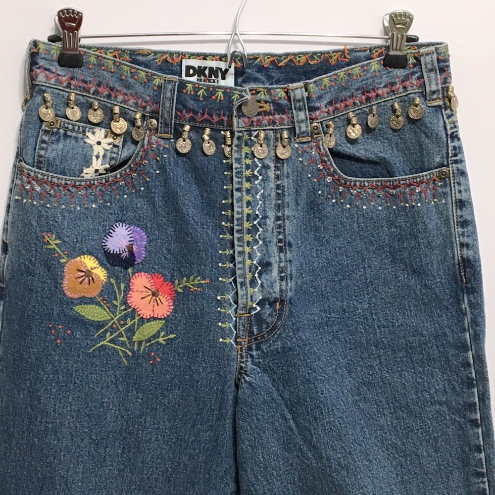 Vintage DKNY JEANS high waisted embroidery hippie - Picture 1 of 16